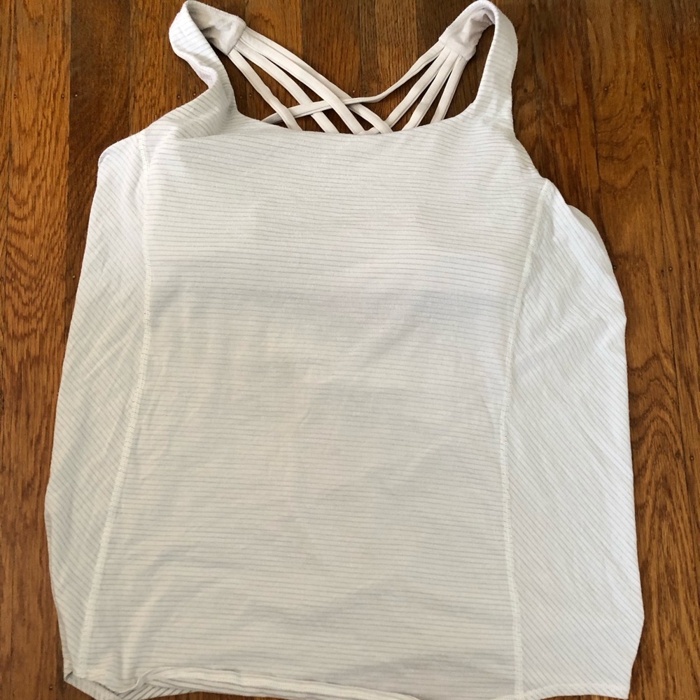 Lululemon yoga top